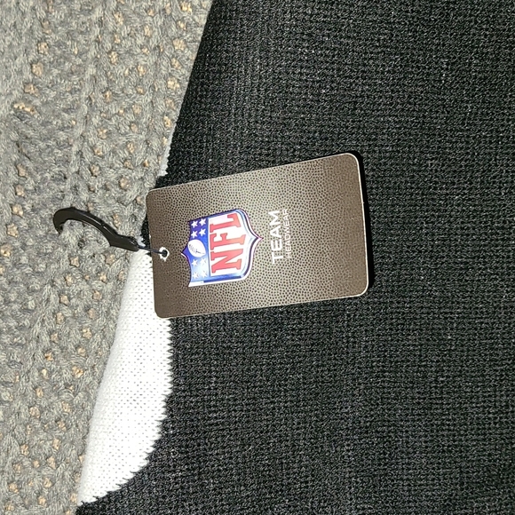 Atlanta Falcons scarf - Picture 4 of 7